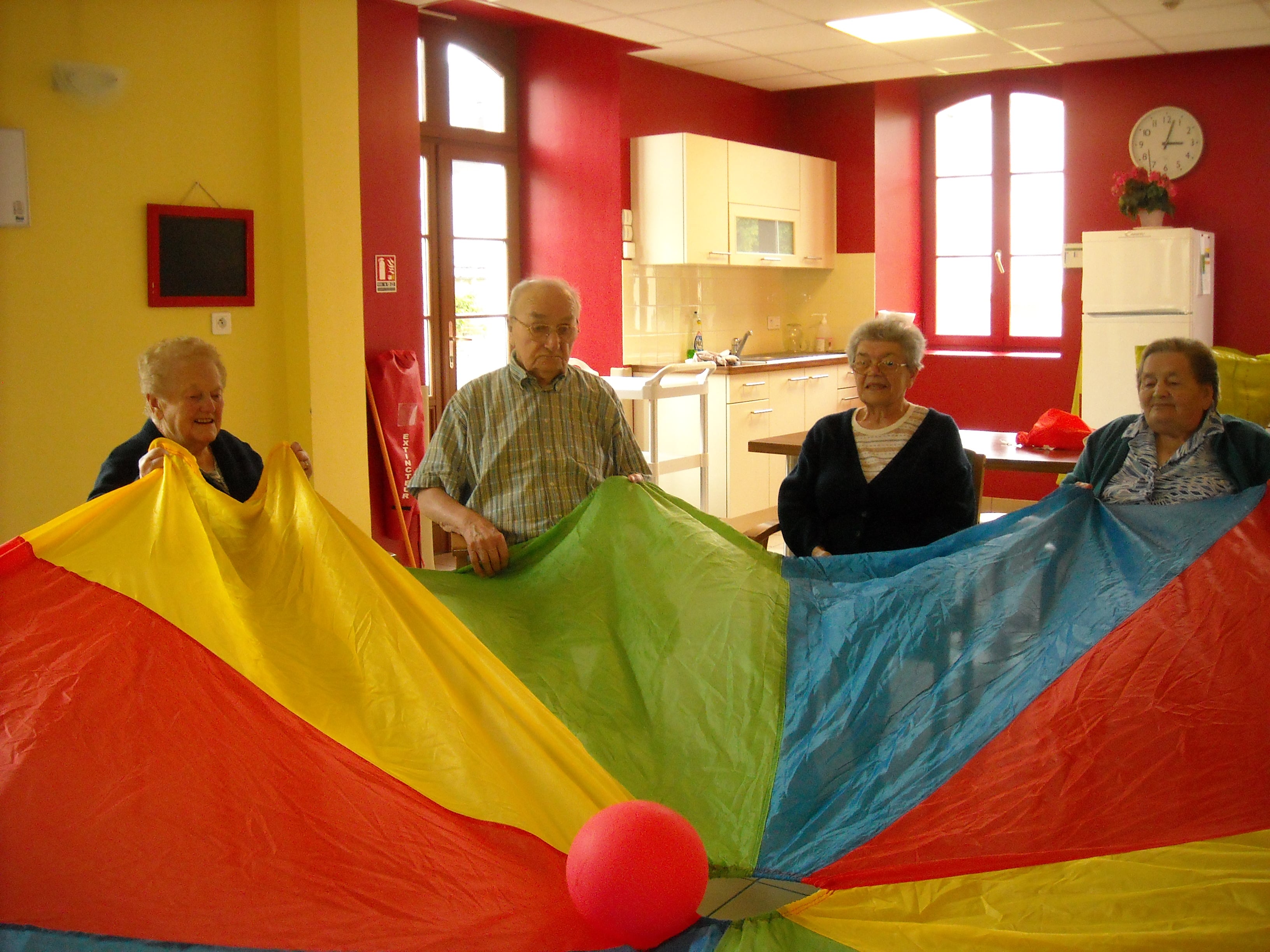 Lire la suite à propos de l’article Les enfants rencontrent leurs aînés